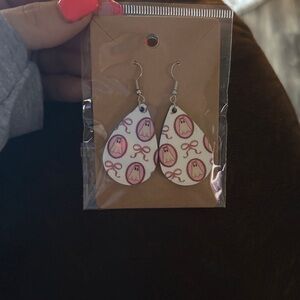 Teardrop Earrings with Pink Bow Design